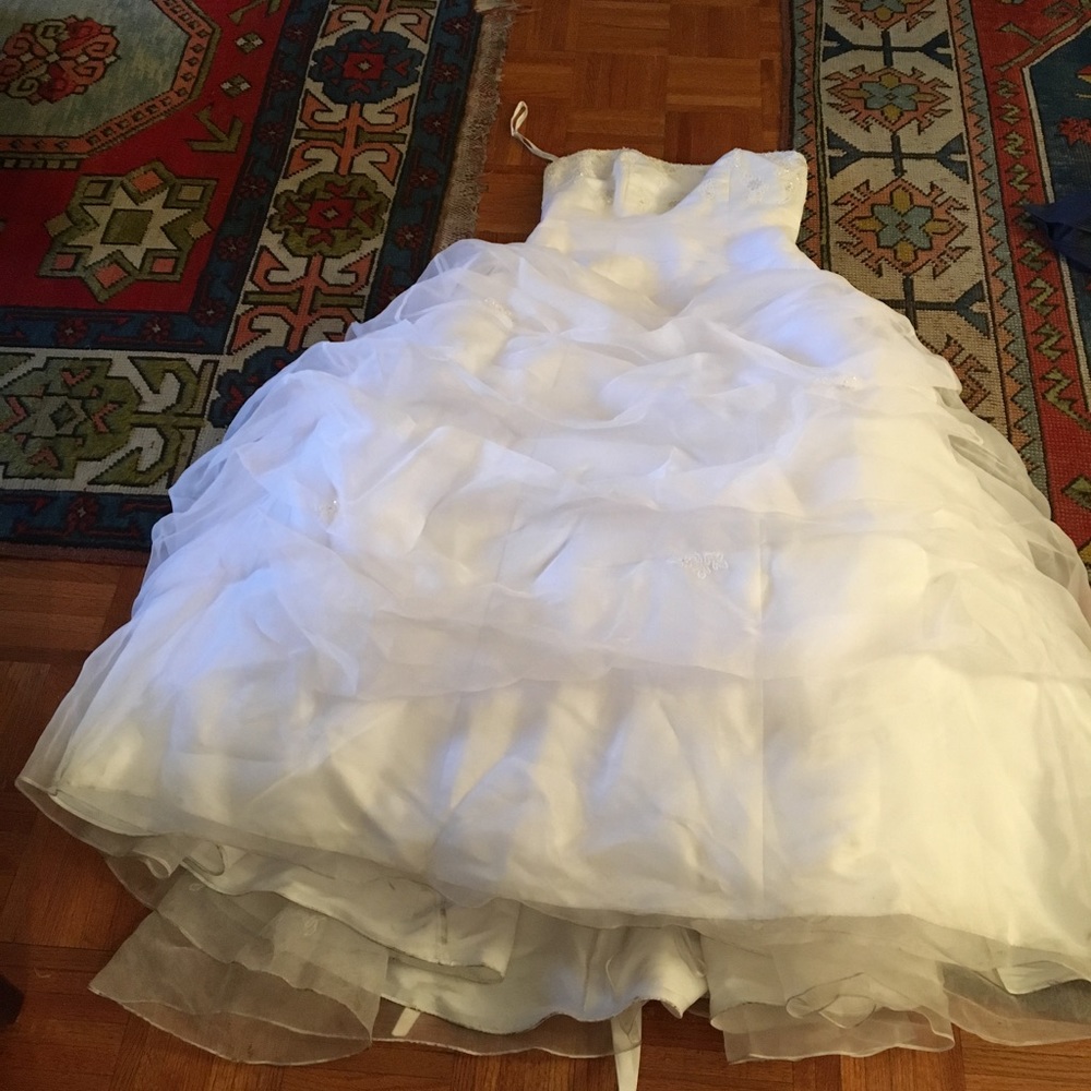 A wedding dress and vail